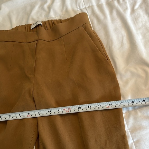 Babaton Conan Pull on Pants, Gold Mustard Yellow cropped Size 4 Office casual - Picture 12 of 13